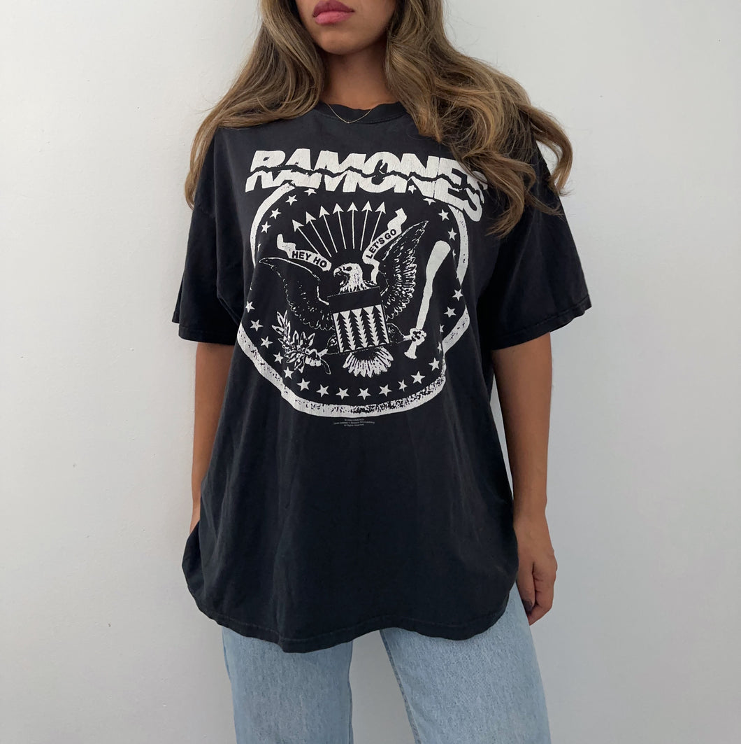 2006 Ramones tee