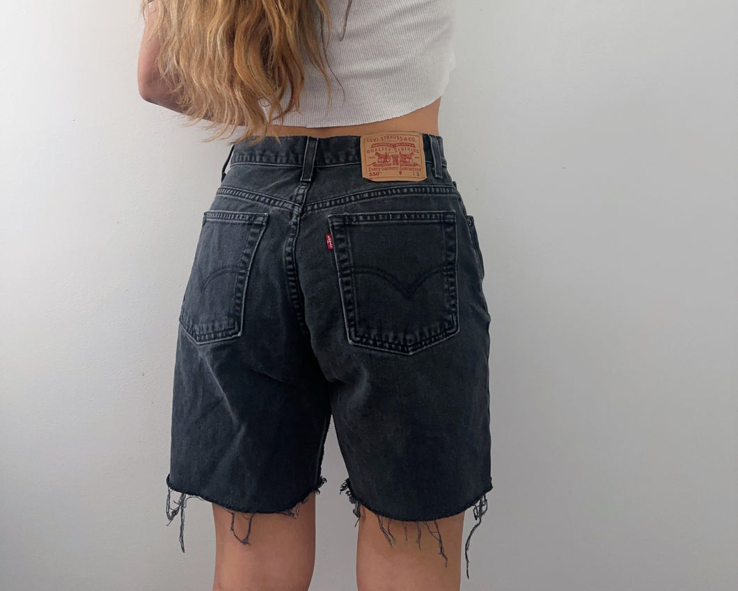 1993 550 levi shorts