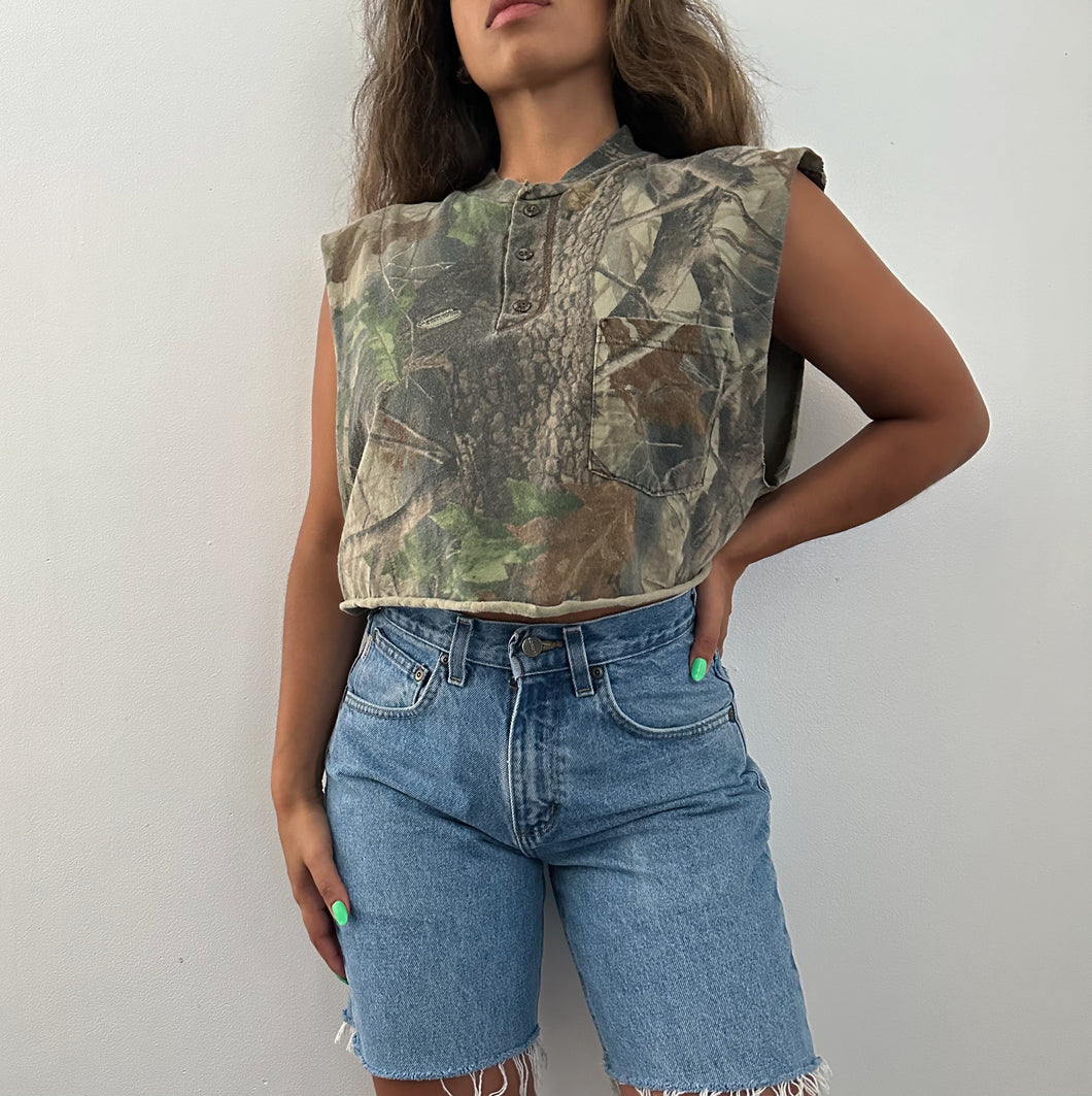 90's crop camo tank