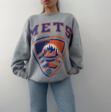 Load image into Gallery viewer, 1998 METS sweatshirt
