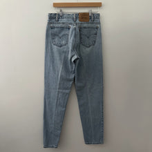 Load image into Gallery viewer, 1996 550 Levi&#39;s
