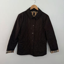 Load image into Gallery viewer, Burberry Quilted Jacket

