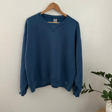 Load image into Gallery viewer, 90&#39;s Russell Athletics sweatshirt
