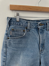 Load image into Gallery viewer, Carhartt cutoffs
