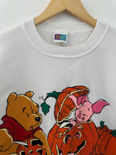 Load image into Gallery viewer, 90&#39;S Pooh and piglet pumpkin sweatshirt
