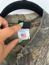 Load image into Gallery viewer, 90&#39;s crop camo tank
