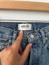 Load image into Gallery viewer, AGOLDE 90&#39;s pinch Jeans (24)
