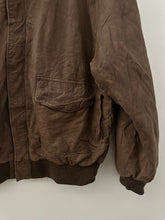 Load image into Gallery viewer, VINTAGE BROWN LEATHER BOMBER
