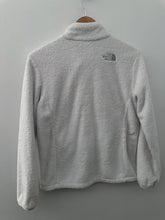 Load image into Gallery viewer, THE NORTH FACE FLEECE
