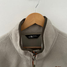 Load image into Gallery viewer, The North face quarter zip fleece
