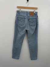 Load image into Gallery viewer, 2001 550 Levi Jeans
