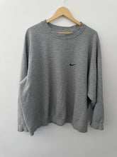 Load image into Gallery viewer, 90&#39;s Nike sweatshirt
