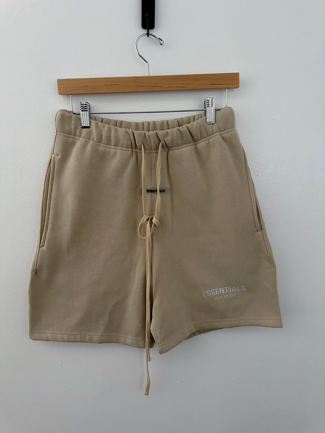 Essentials Fear of God sweat shorts [S]