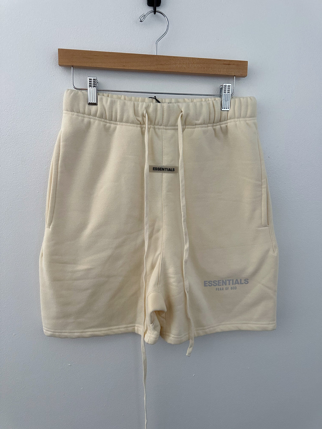 Essentials FOG [M]