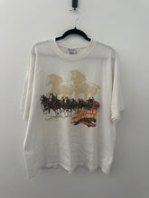Load image into Gallery viewer, 1998 Budweiser Clydesdales Beer T
