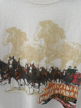 Load image into Gallery viewer, 1998 Budweiser Clydesdales Beer T

